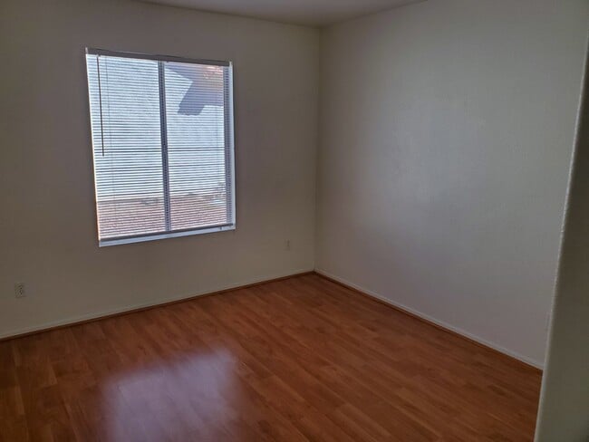 Building Photo - 510 W Sereno Dr Rental