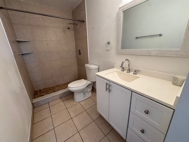 Photo - 3441 NW 44th St Unit SUMMER LAKES CONDO