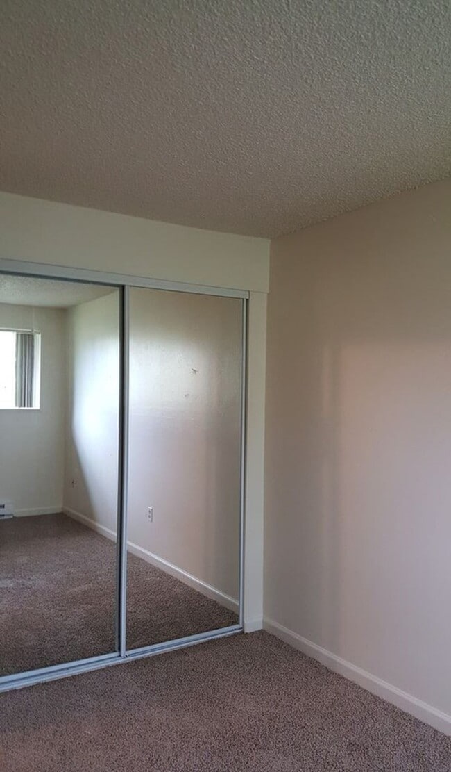 Castillian Apartments - Portland Oregon - Bedroom - Castillian Townhomes