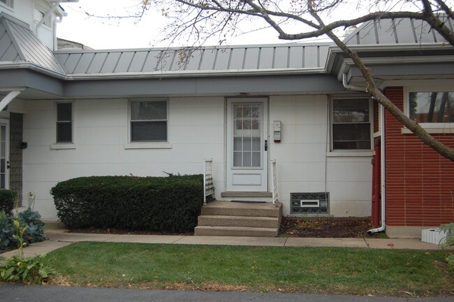 Photo - 117 E Park Ave Unidad 2