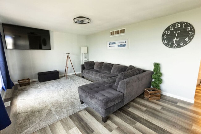 Photo - 39259 N Jackson Dr Unit ID1374781P