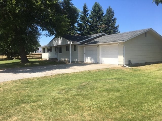 Building Photo - SINGLE FAMILY HOME HORSE PROPERTY ON PRAIRIE AVENUE (APP#106)