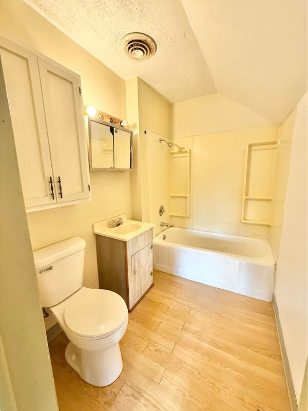 Photo - 528 N 1st St Unidad 2