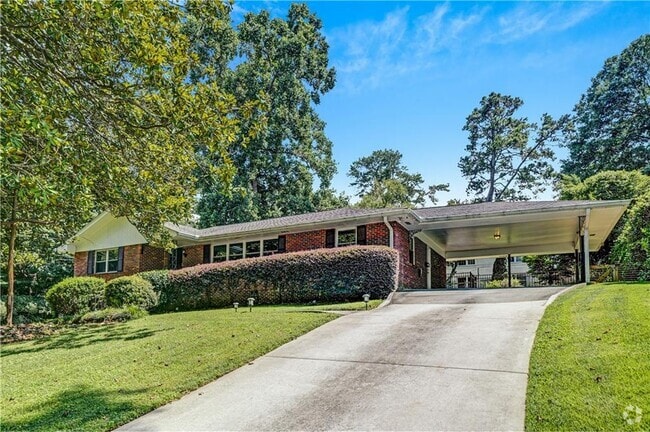 Building Photo - 2127 Desmond Dr Rental