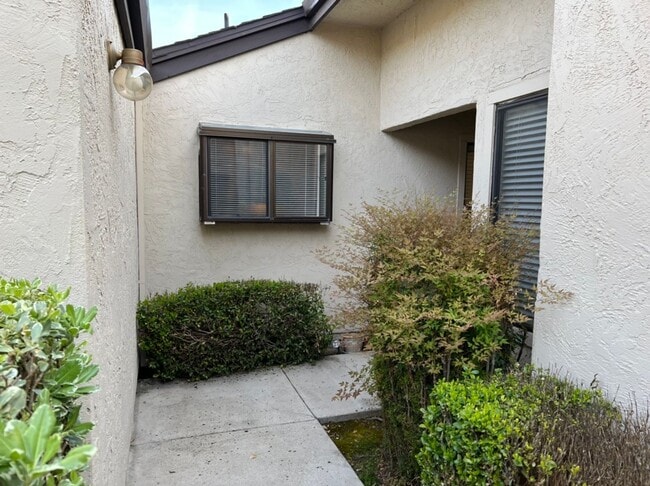 Photo - Single story condo located in Cedarbrook's Gated Community!