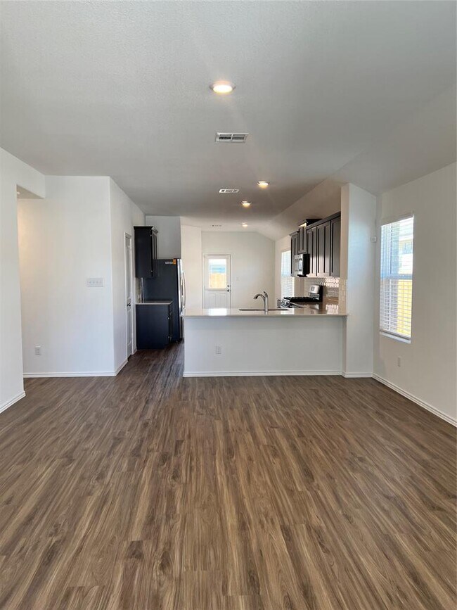 Photo - 115 Canley Lp