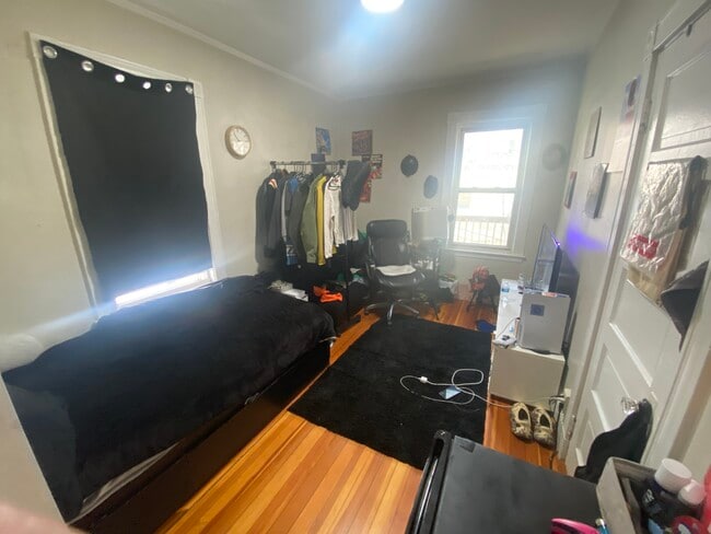 Photo - 15 Rowell St