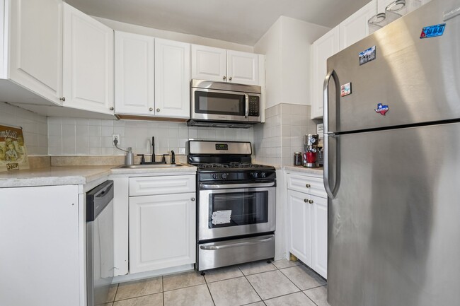 Photo - 135 Montgomery St Unit 26