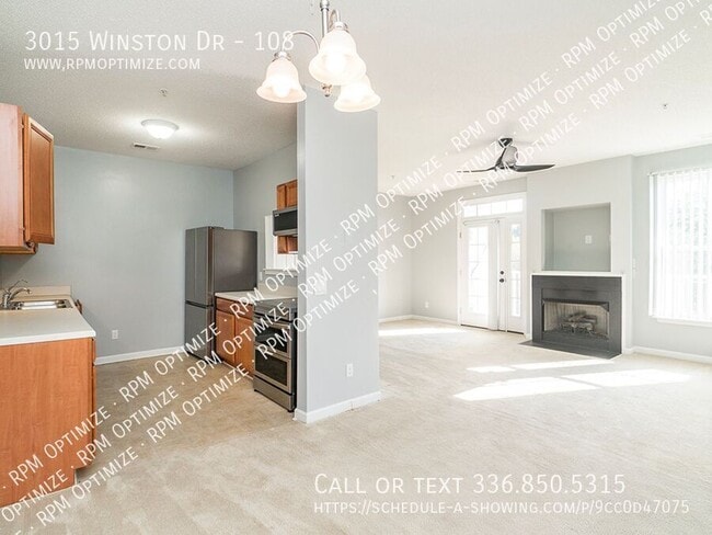 Photo - 3015 Winston Dr