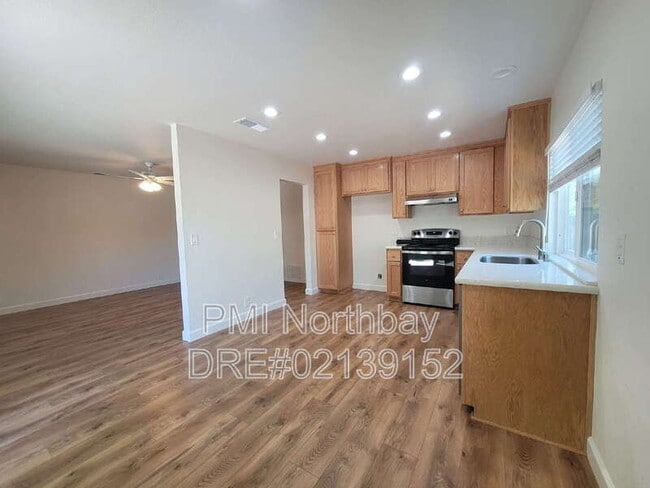 Photo - 2578 Pembrook Way