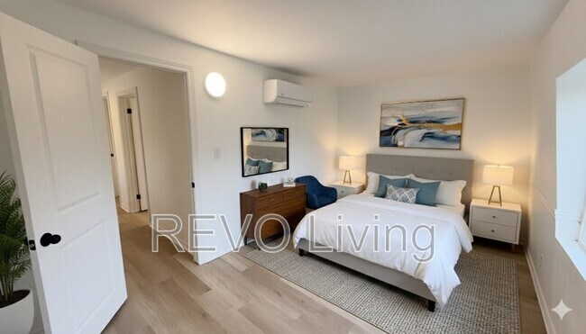 Photo - 137 Oakdale Ave