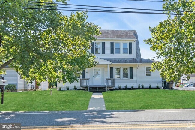 Building Photo - 308 Pennington Ave Rental