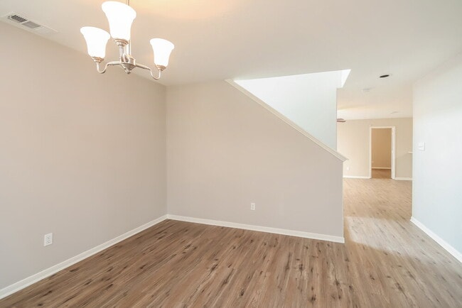 Photo - 6614 Valerian Ln