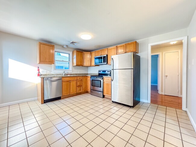 Photo - 74 Dunboy St Unit 2