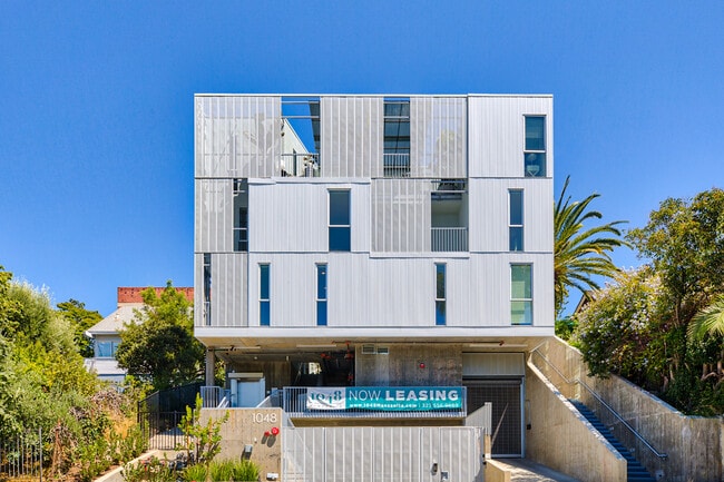 Photo - 1048 Manzanita