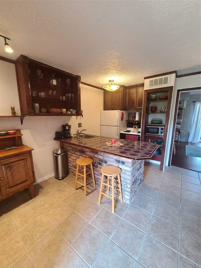 Photo - 1849 Marshall St Unit 4