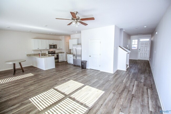 Photo - 167 Maple Spg Trl