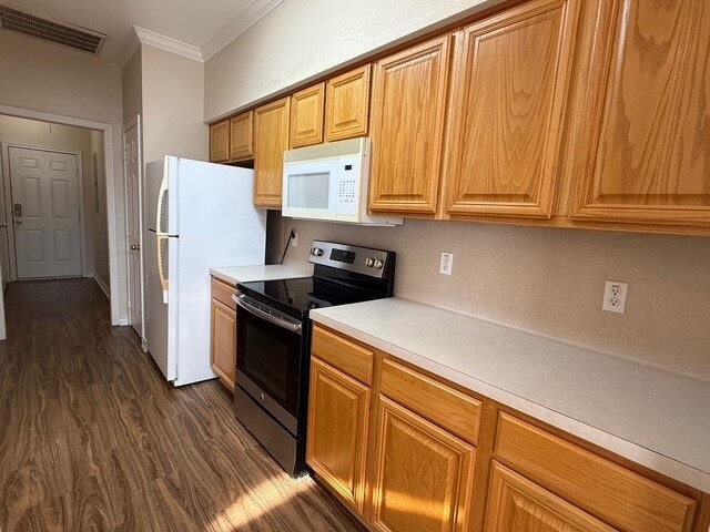 Photo - 219 Fraternity Row