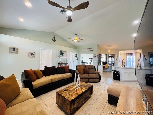 1309 Carlton Ct