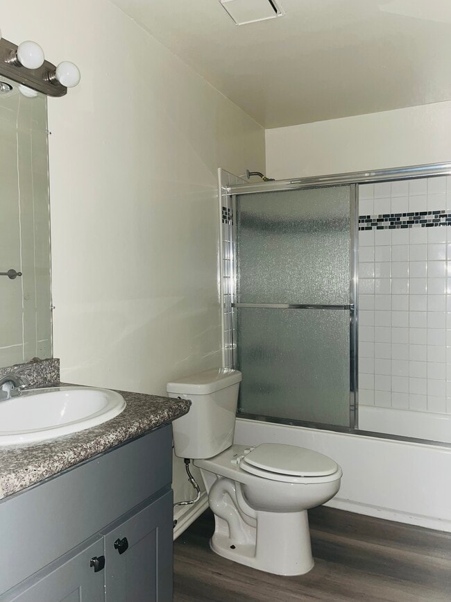 Photo - 943 Elden Ave Unit 205