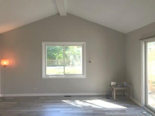 Photo - 636 Exmoor Ave