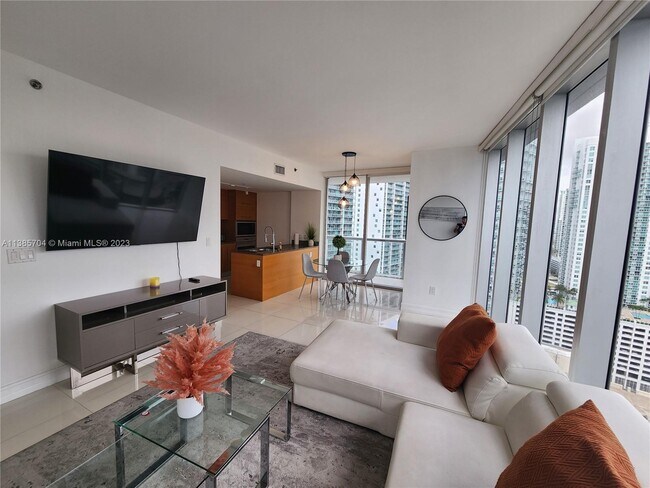 Photo - 485 Brickell Ave Unit 2504