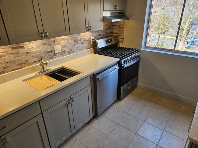 Photo - 91 Rumson Rd NE Unit Rumson Rd C30