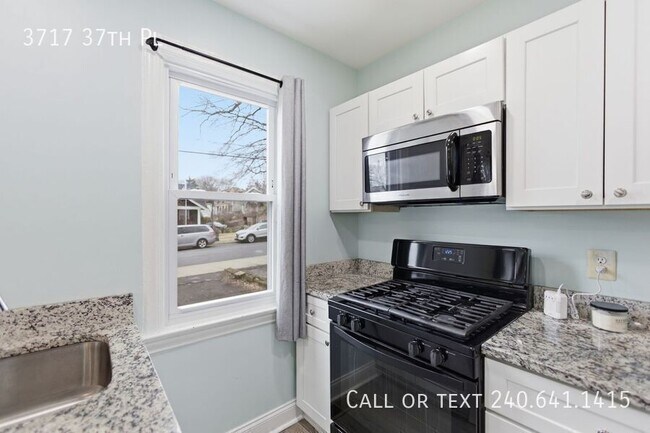 Photo - 3717 37th Pl