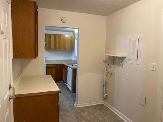 Photo - Newly Renovated 4 bedroom 2 bath Ranch Home