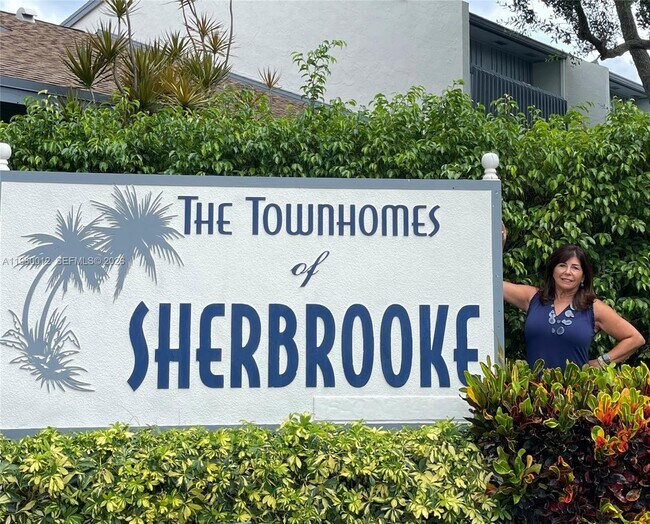 Photo - 1422 Amanda St