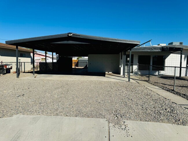 Photo - Spacious 3 Bedroom, 2 Bathroom Home with S...