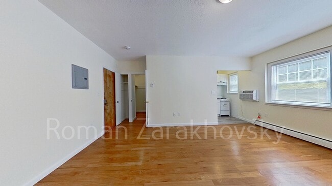 Photo - 2018 Commonwealth Ave Unit 3