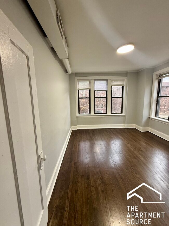 Photo - 1030 E Hyde Park Blvd Unidad 2