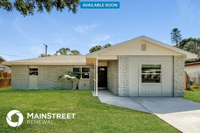 Building Photo - 9537 Groveland St Rental