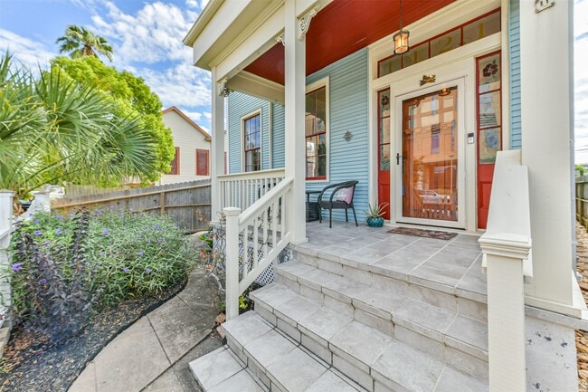 Photo - 1121 Market St