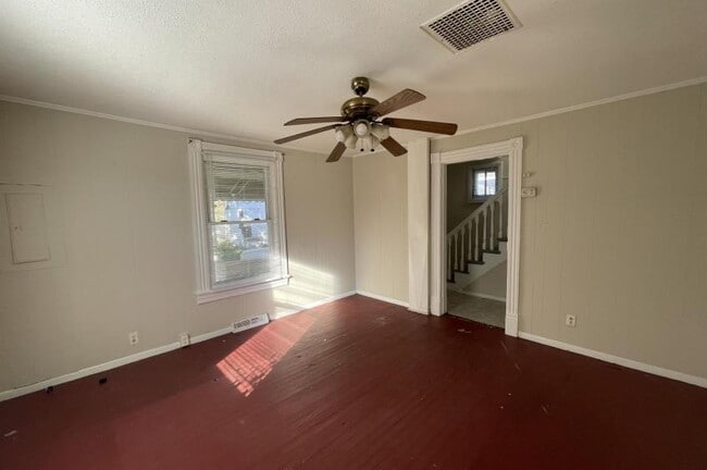 Photo - 2248 Campbell Ave