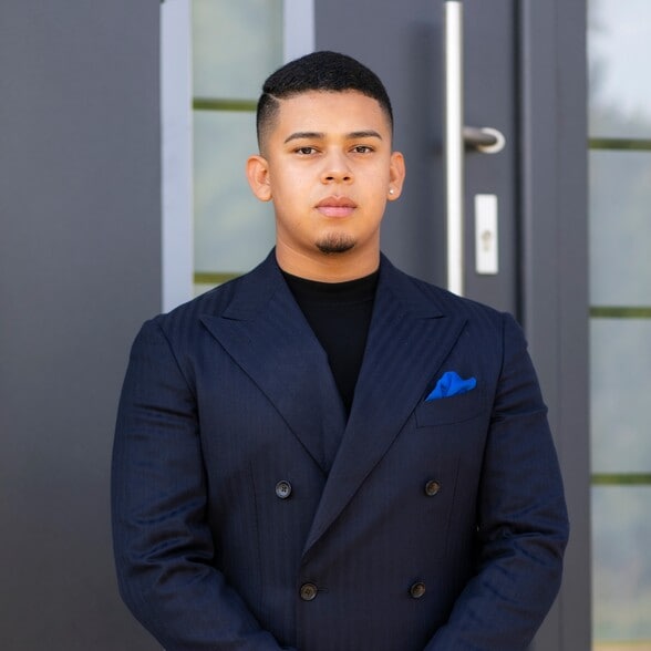 Oscar Nunez