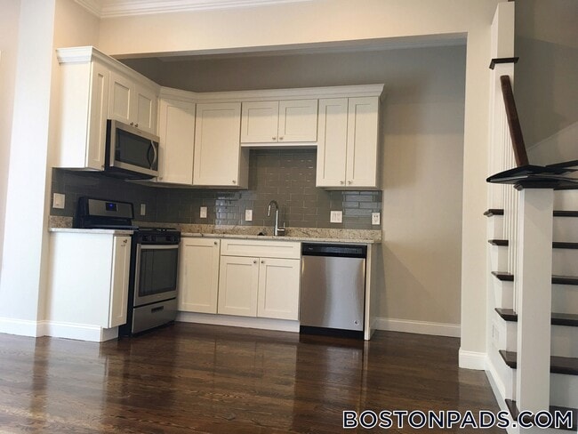 Photo - 19 Perrin St Unit 1