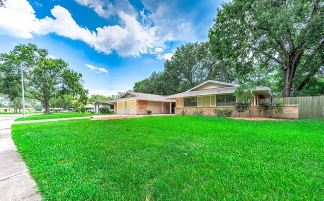 Photo - 1610 Richvale Ln