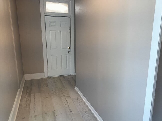 Photo - 352 E Lincoln Ave Unit lower