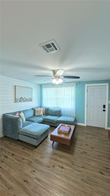 Photo - 10517 114th Terrace N