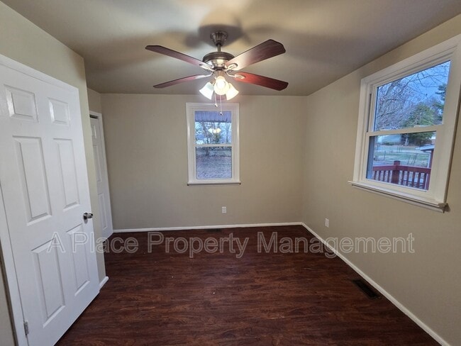 Photo - 8621 Hume Ave