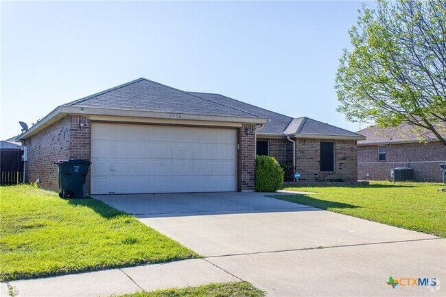 Building Photo - 4406 Bowles Dr Rental