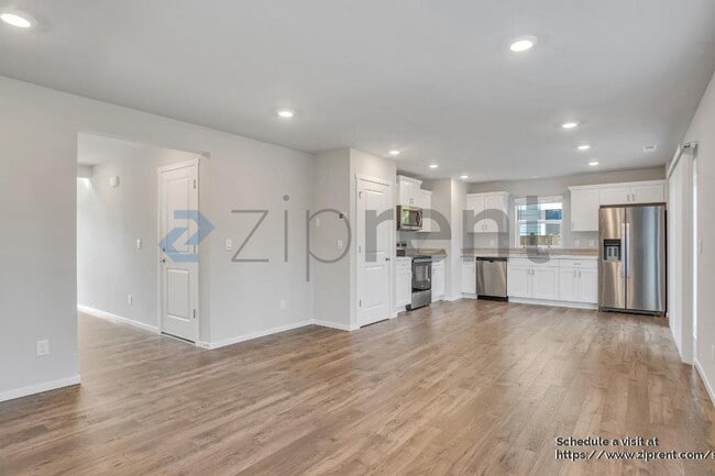 Photo - 1471 SW Fielder Pl