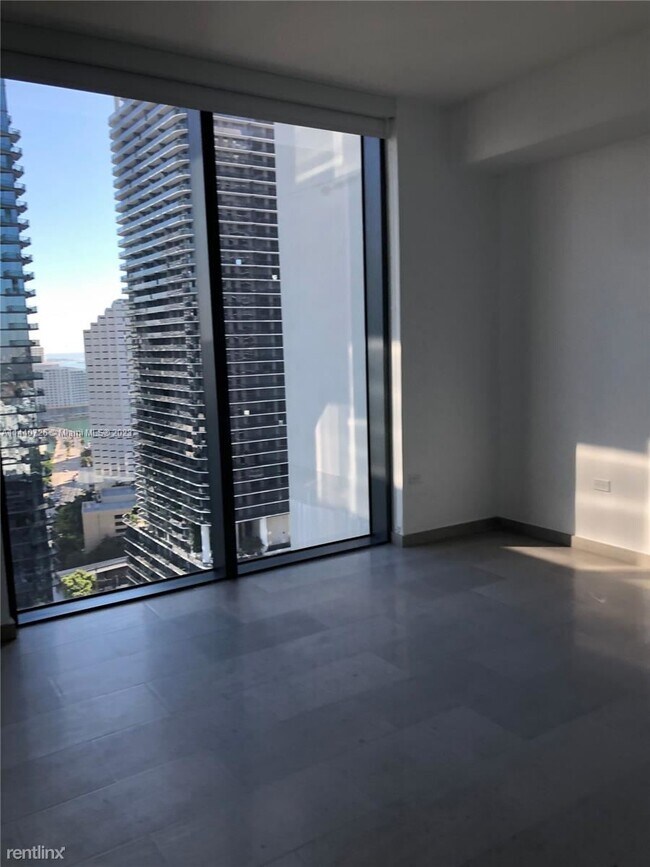 Photo - 2 br, 2 bath Condo - 88 SW 7th St Apt 2305 Unit Apt 2305