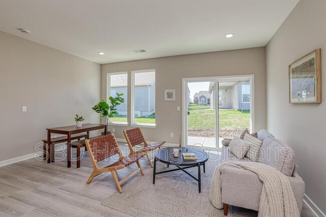 Photo - 27402 E Oak View Dr