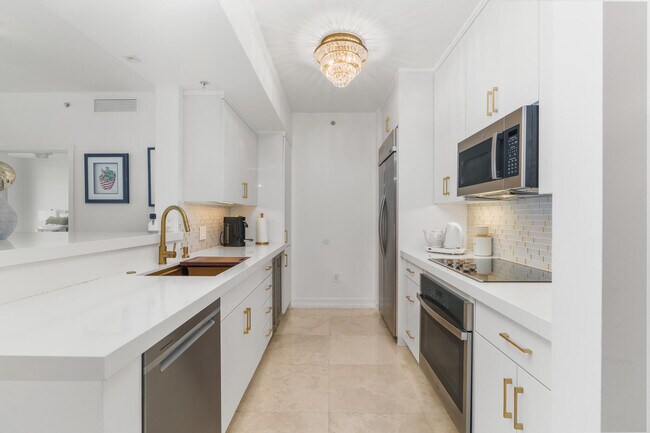 Photo - 550 Okeechobee Blvd Unit 1409