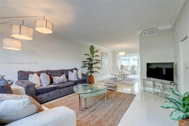 Photo - 5450 N Ocean Blvd Unidad 45l