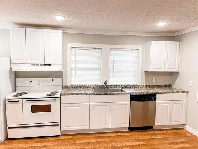 Photo - 59 St Johns Ave