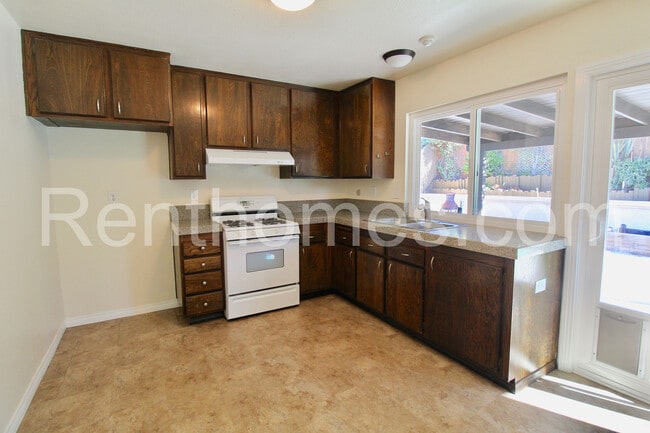 Photo - 9084 Hatcher Ln